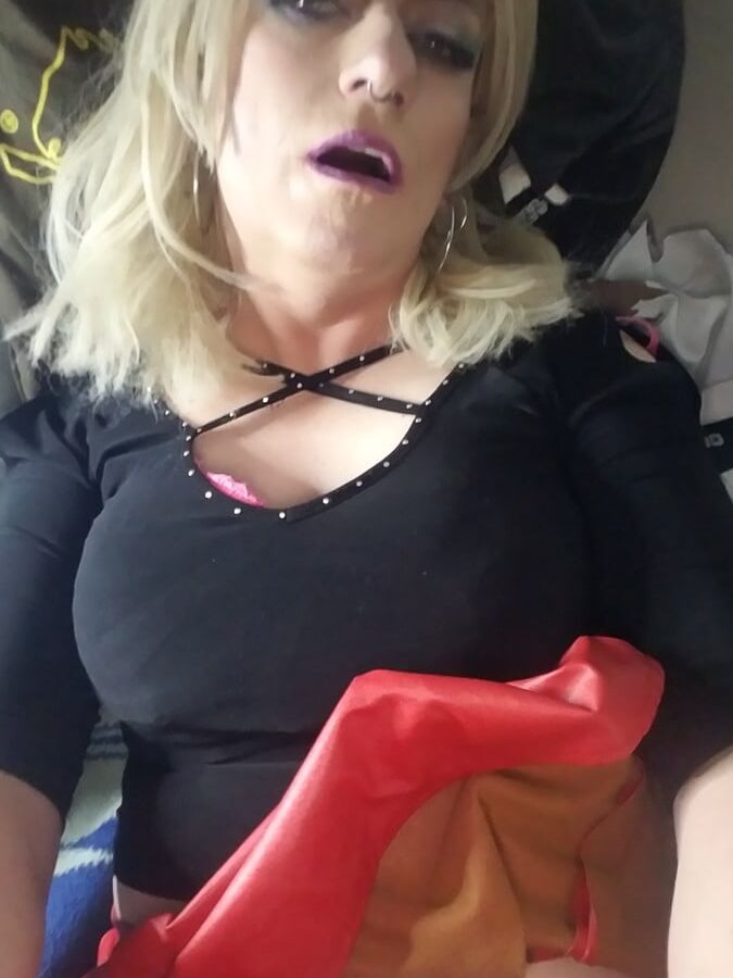 I&;m not a slut, you&;re a slut
