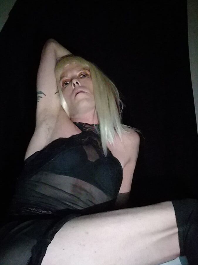I want strangers jacking off to me