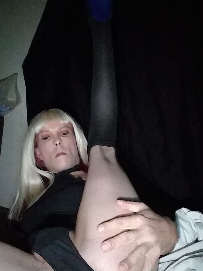 I want strangers jacking off to me