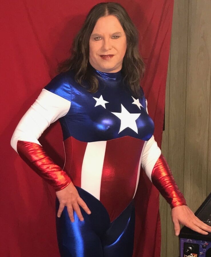 Joanie - Superheroine
