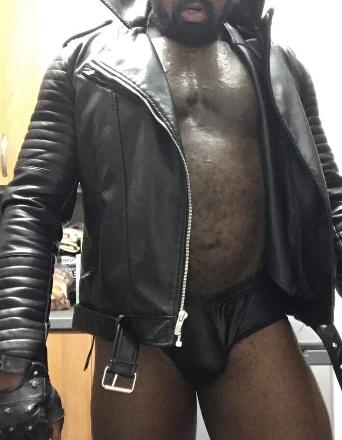 Brody Richardson onlyfans. Leathered Up Black Muscle