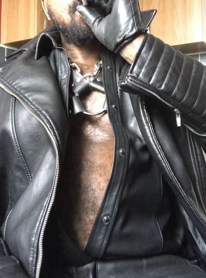 Brody Richardson onlyfans. Leathered Up Black Muscle