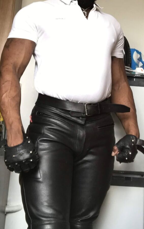 Brody Richardson onlyfans. Leathered Up Black Muscle