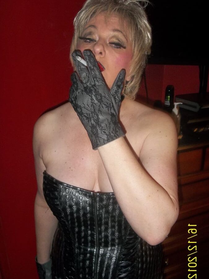 GREY SILVER WHORE