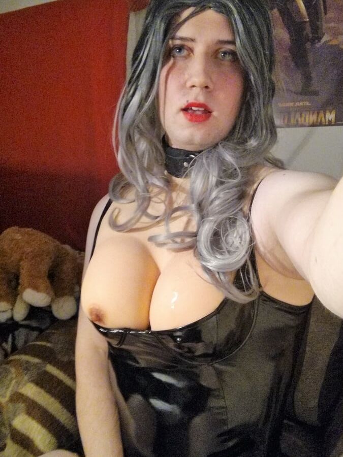 Pussycat dollwith dick