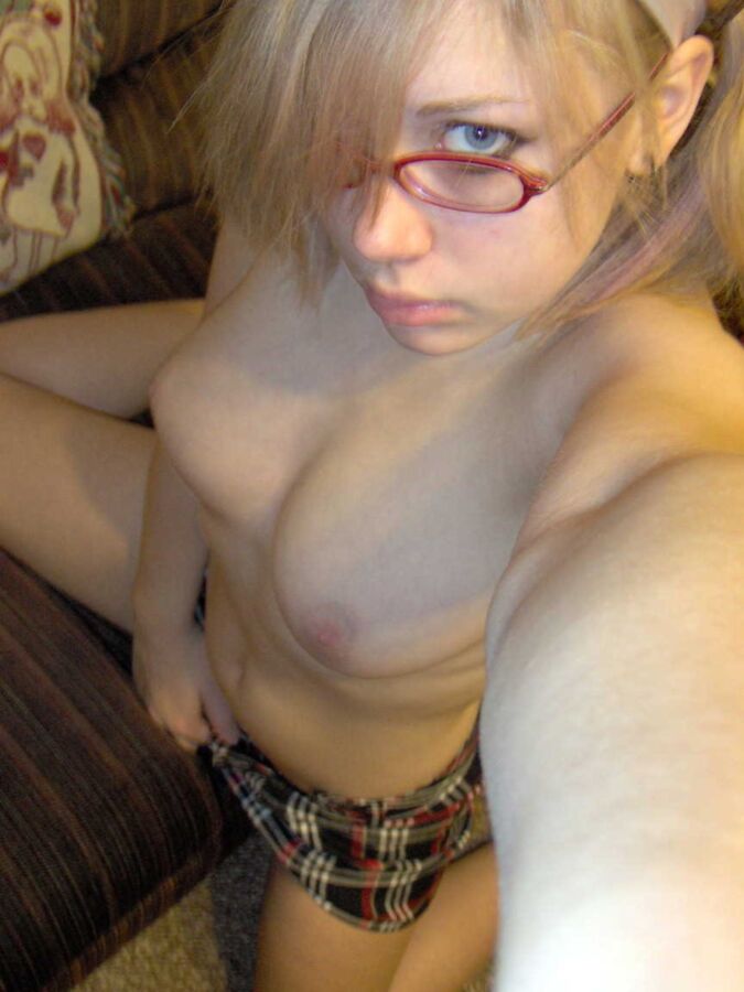 Desirable mom takes some shots of her bush
