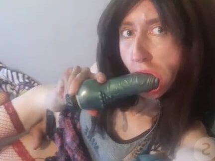 CipciaOliwcia&;s sissy captured on Skype.