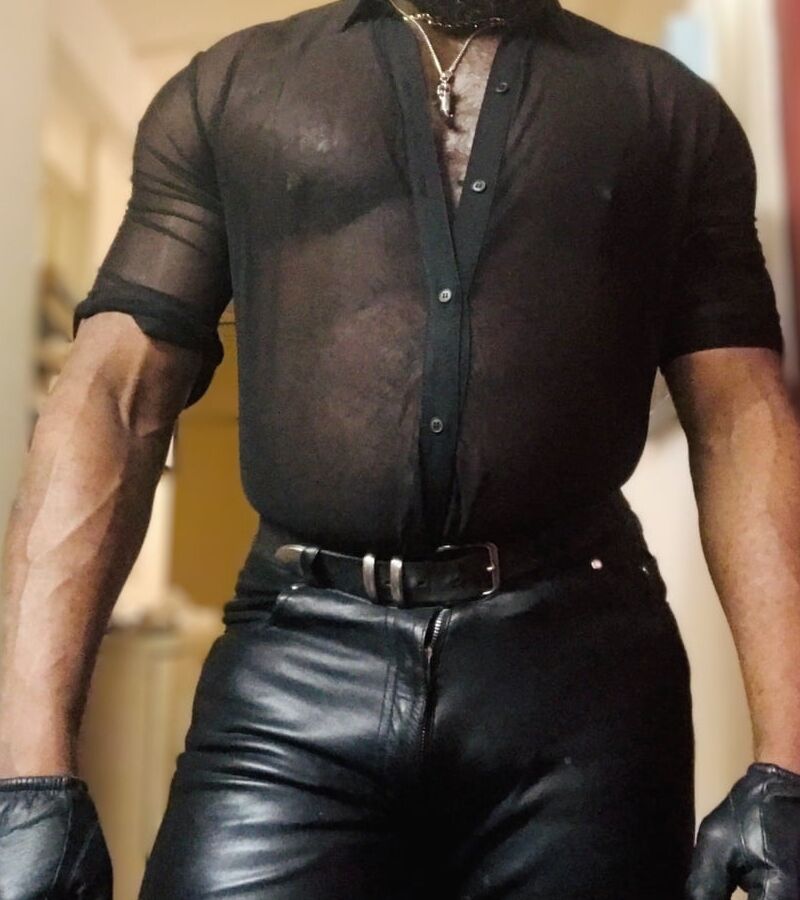 Brody Richardson onlyfans. Leathered Up Black Muscle