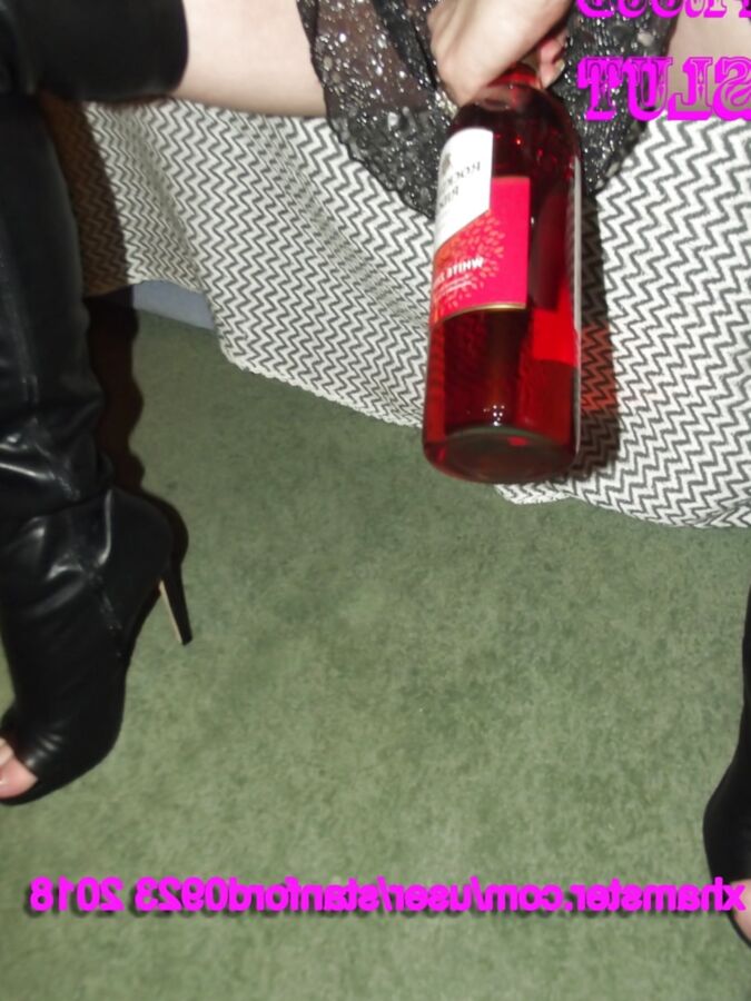 SLUT WIFE IN ACTION