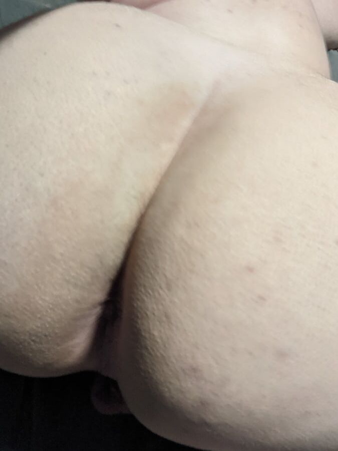 Ass Pictures who wants to eat me?