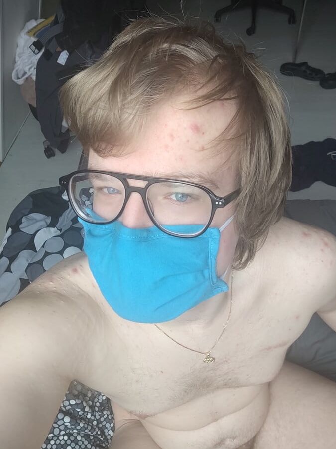Me responsibly wearing a mask