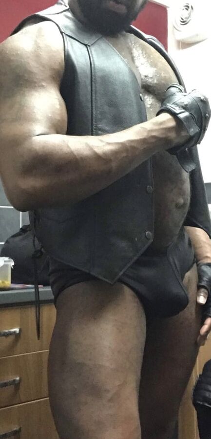 Brody Richardson onlyfans. Leathered Up Black Muscle