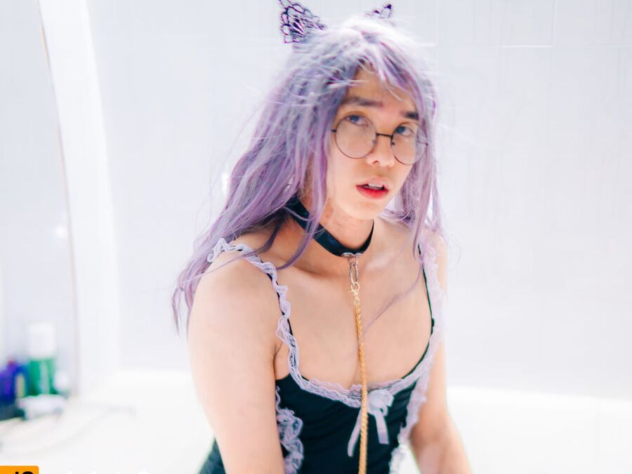 Cute Asian Sissy Trap
