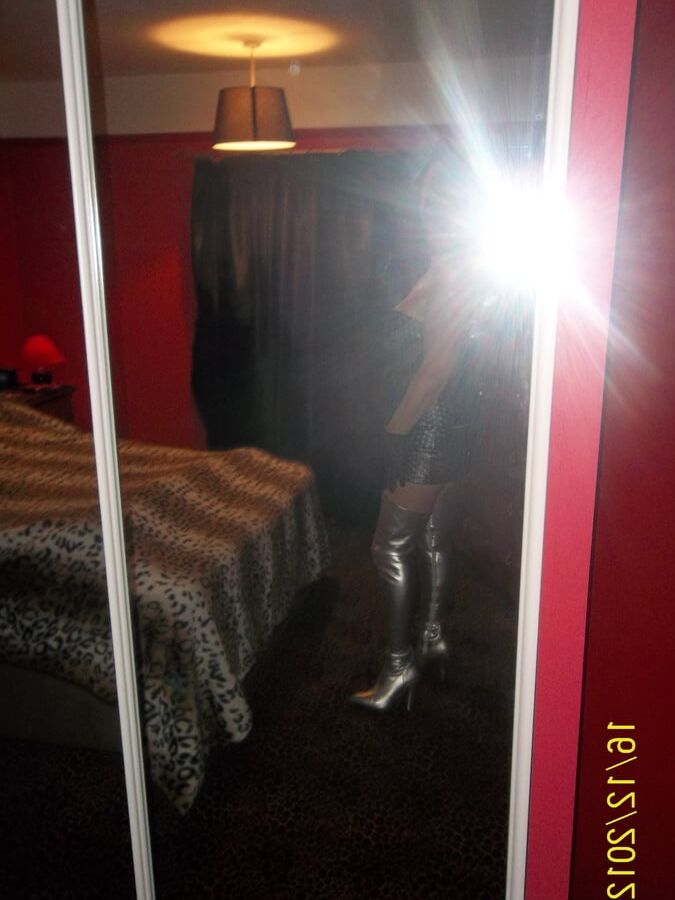 GREY SILVER WHORE