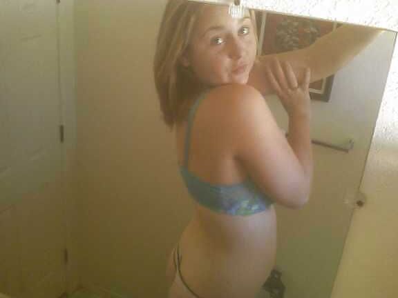 Local cutie sent me these hot pics