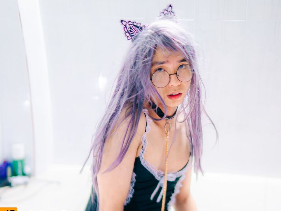 Cute Asian Sissy Trap