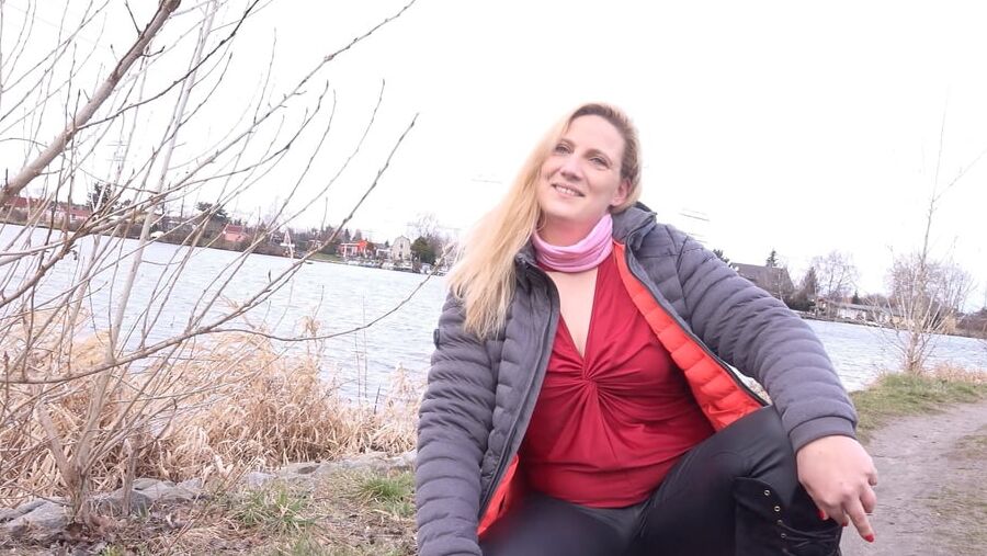 GERMAN SCOUT - CURVY MILF SABRINA PICKUP AND FUCK IN BERLIN
