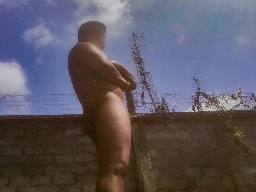 Yop en Excitacion a la Luz del Rico Sol -