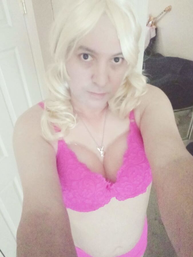 Im sissy slut (july )