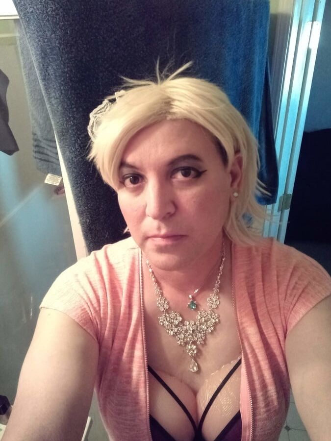 Im sissy slut (july )