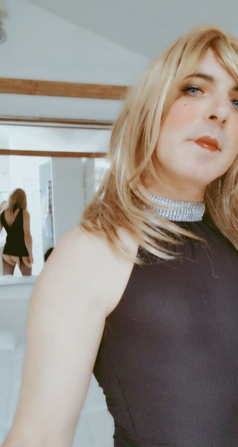 Blonde kaila available for your pleasure
