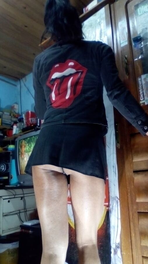 La Whore Maria dance rock hot