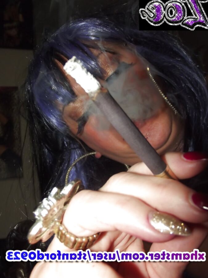 SLUT ZOE