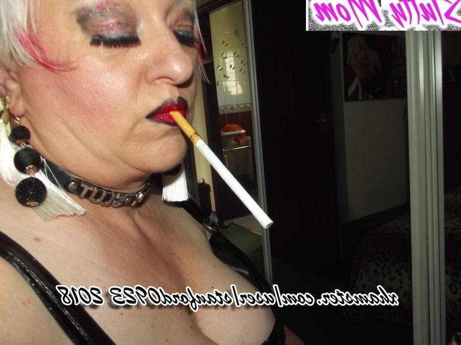 SLUTTY MOM