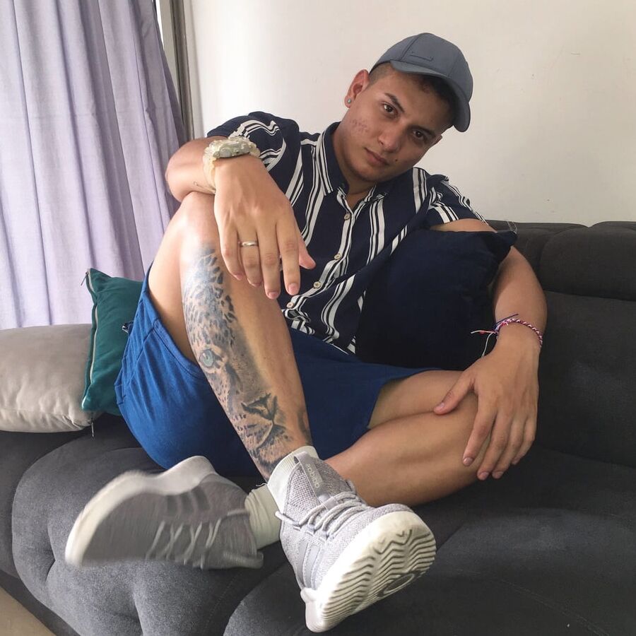 nice to meet you .. im tomas