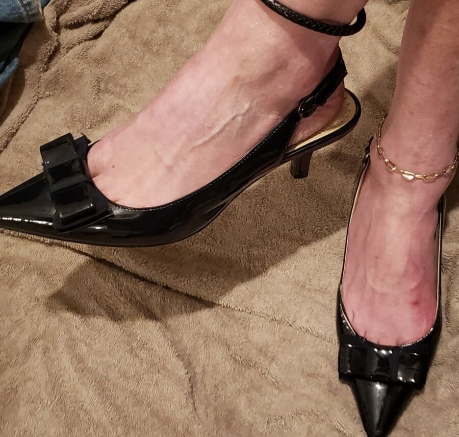 pedicure and cute kitten heels