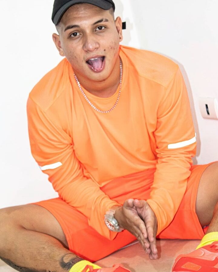 nice to meet you .. im tomas