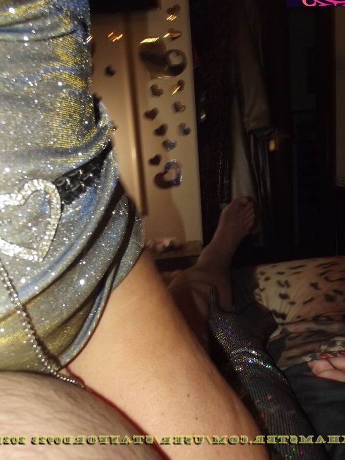 GLITTER WHORE