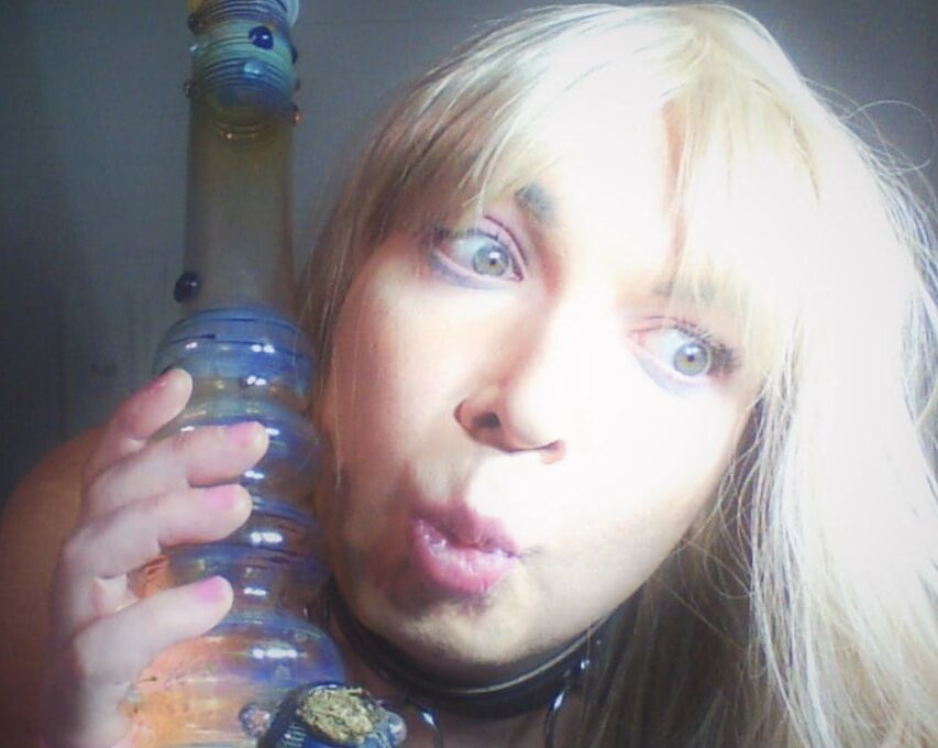Stupid Sissy Stoner
