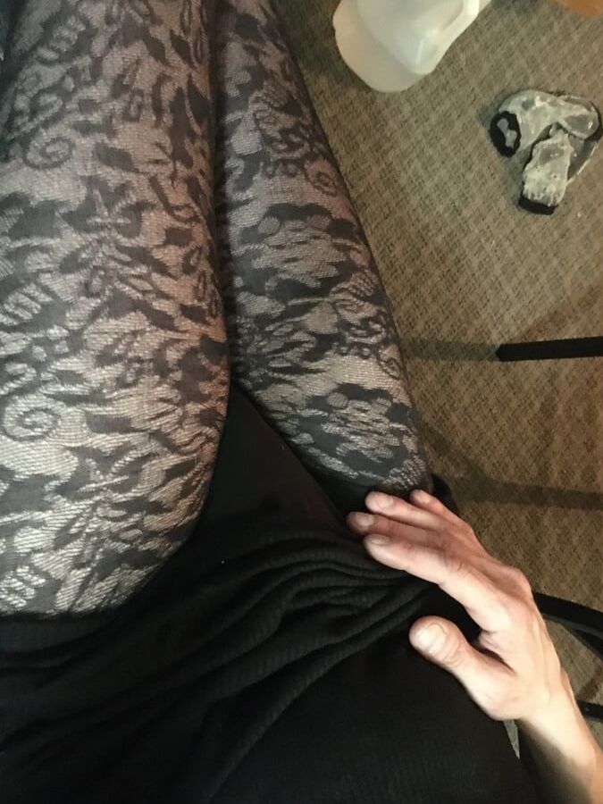 Early morning sissy Girl masterbation