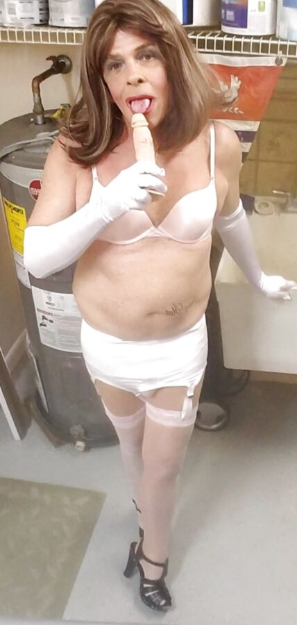 Roberta shows off Her in white bra &amp; panties