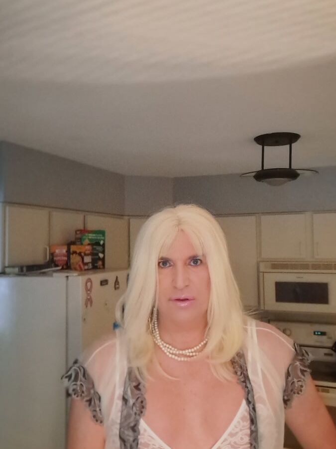 I have cleavage!