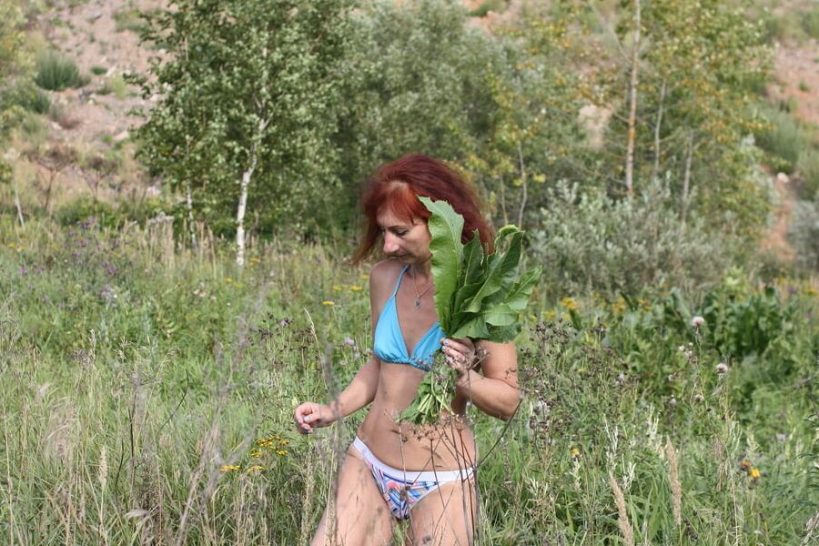 Woman and horseradish