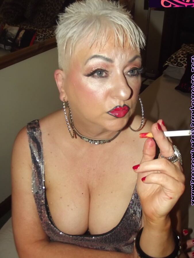 I CANNOT STOP BEING A SLUT