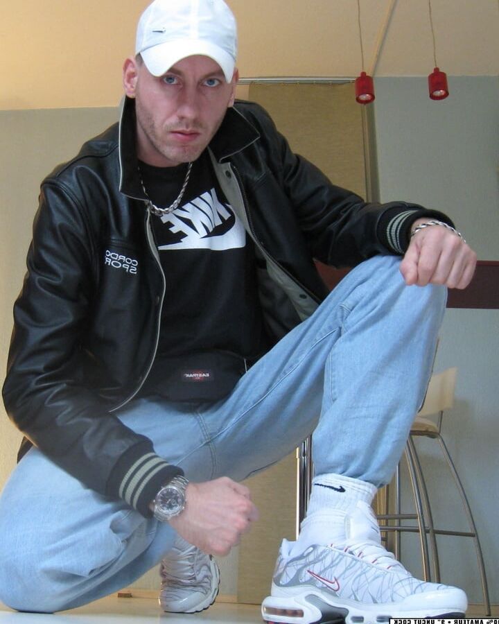PROLL PICS - XXX &amp; CO.