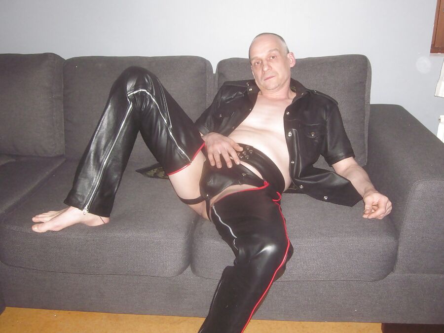leather wanker