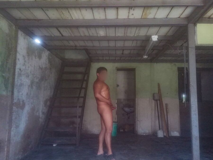 Excitante Sesion Totalmente Desnudito en Pleno Dia (WD) -