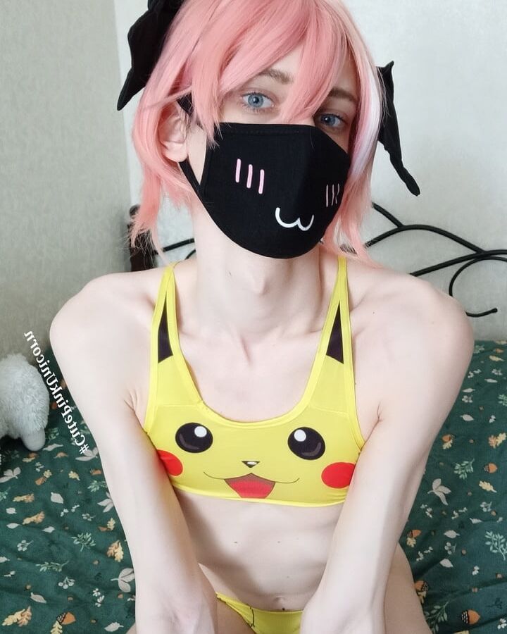Pikachu cosplay pokemon