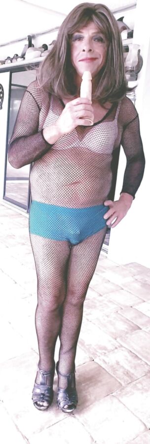 Sissy Roberta Bryan dressed for the next Video!!!!
