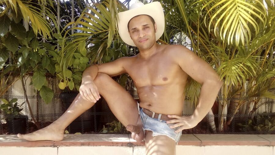 - Tropicowboy