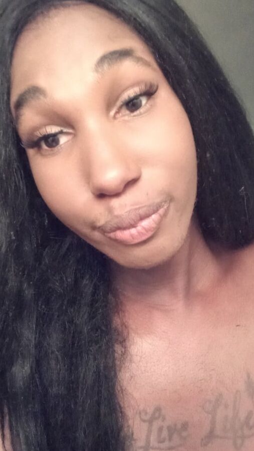 La Nefertiti Perkins