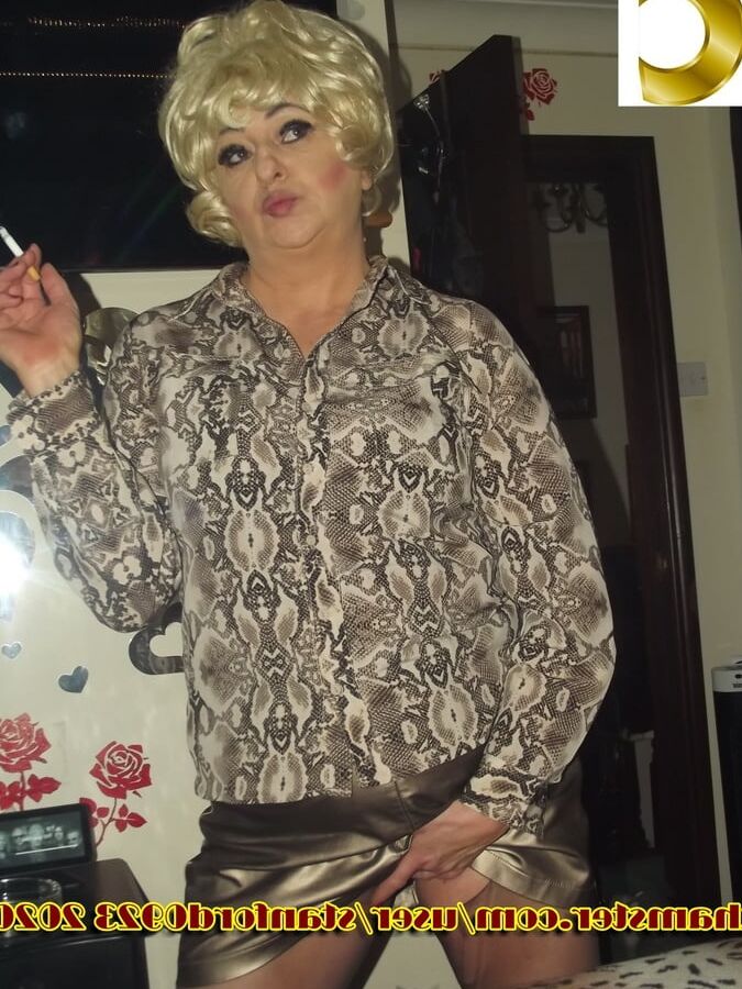 .. FIRST PUNTER MRS C RETURNS