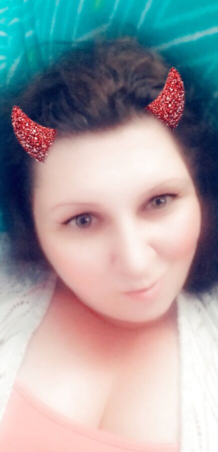 Playtime while chatting with a certain someone.... wife Milf
