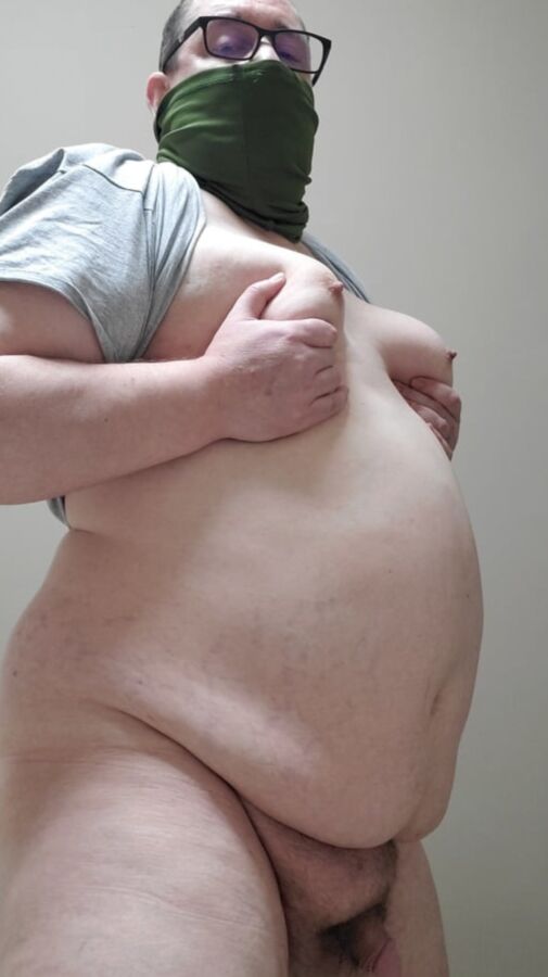 Amateur Fat Chub Chubby Hairless Chest Big Belly