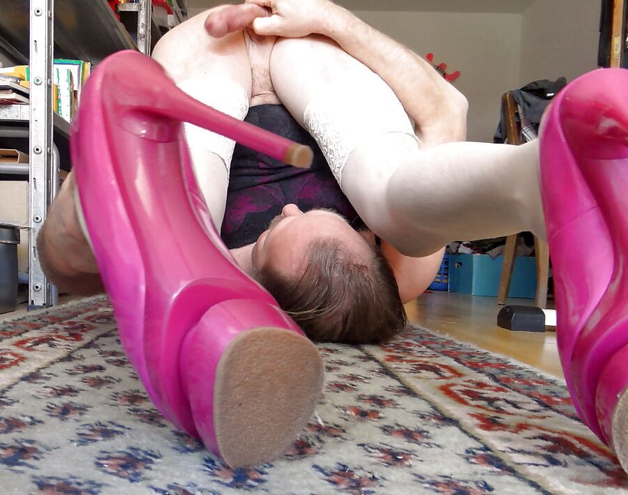 some moments before squirting a load of cum