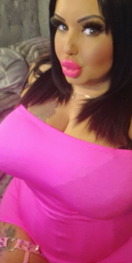 Nasty nympho mommy Mia